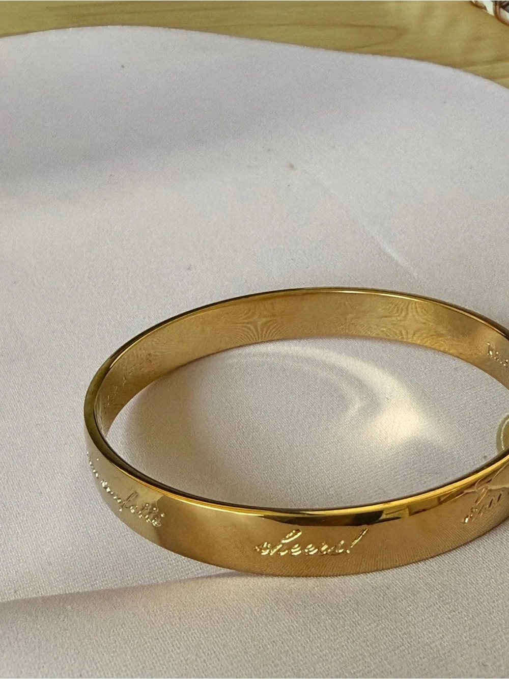 💍 kate spade gold-tone Bride Bangle with Ribbon Tag